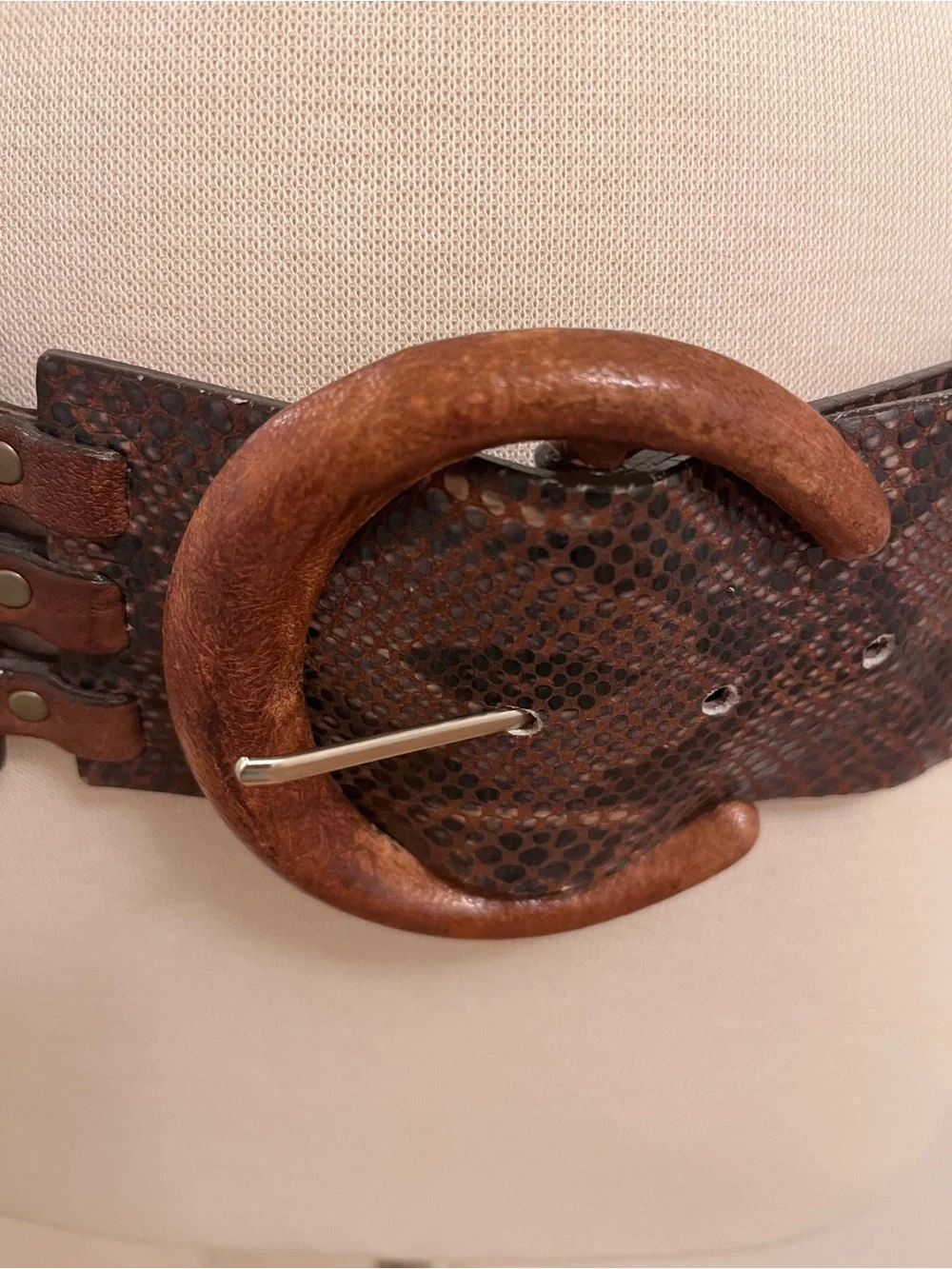 DKNY Chestnut Brown Snake-Print Wide Belt with Round Wooden Buckle - Size Large